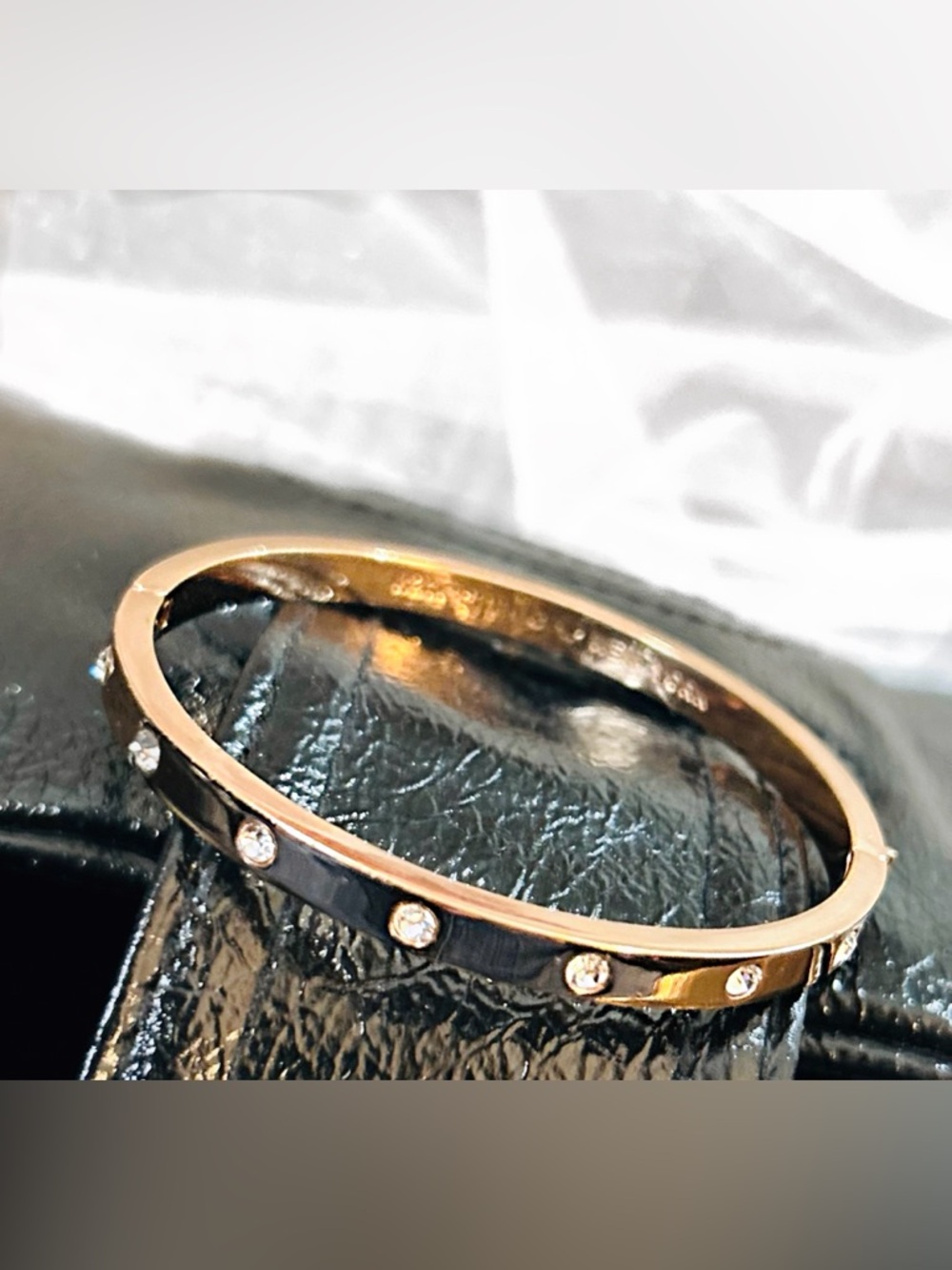 ♠️ KATE SPADE  Rose Gold Crystal-Studded Bangle *NEOT (included dust bag)